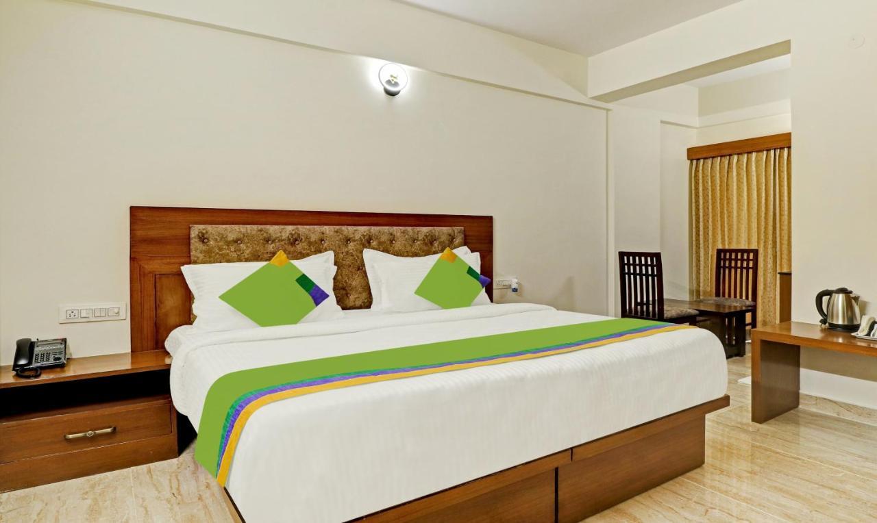 Treebo Celebrity Hotels And Suites Bangalore Bagian luar foto