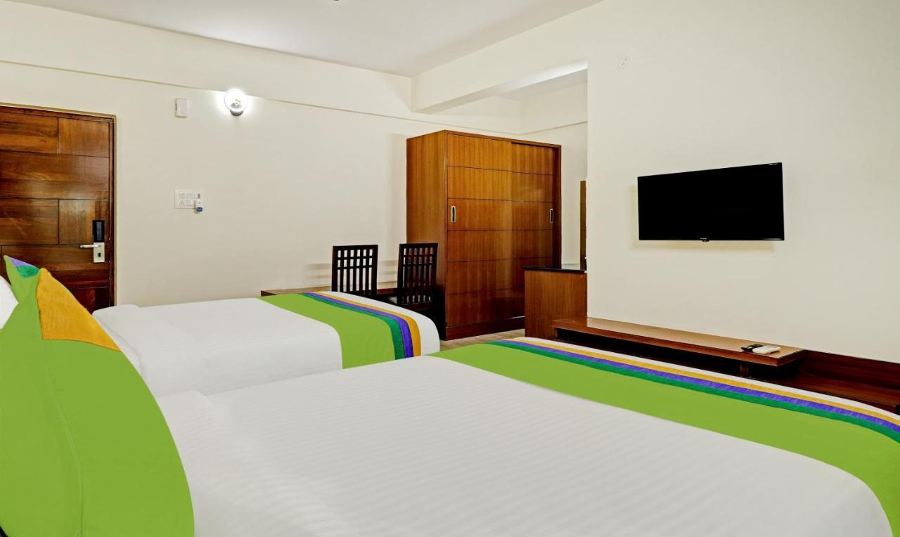 Treebo Celebrity Hotels And Suites Bangalore Bagian luar foto